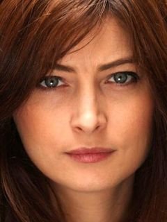 Стефани Папаниан