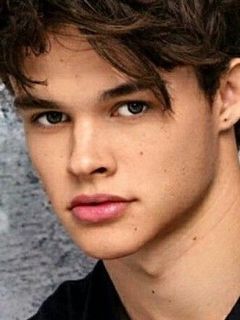 Каррен Уолтерс