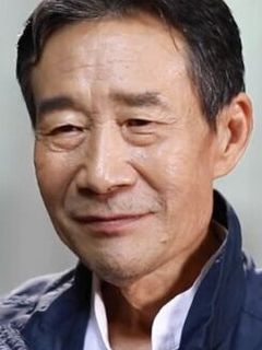 Ли Сюэцзянь