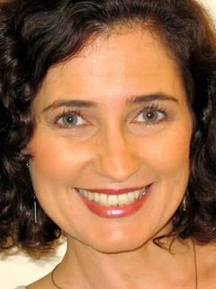 Лаура Лустоса