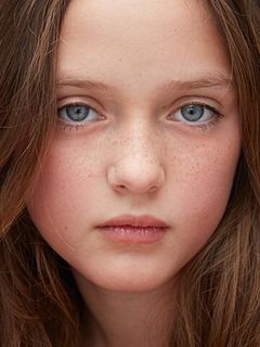 Лола Скай Рид