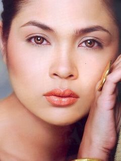 Худи Анн Сантос