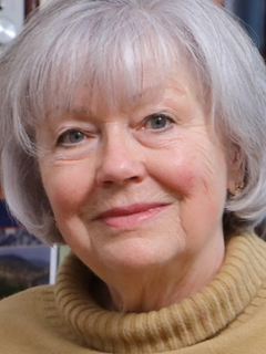 Марианна Моор