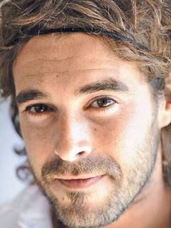 Николас Кабре