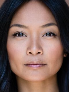 Стефани Сай