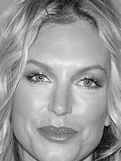 Анналиса Браакенсик