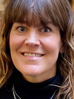 Уннюр Эсп Стефаунсдоуттир