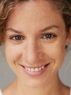 Лаура Куэнка Серрано