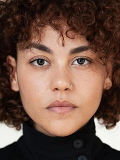 Ана Валентин