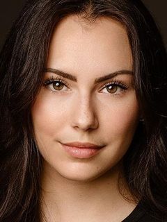 Александра Хук