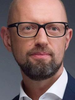 Арсений Яценюк