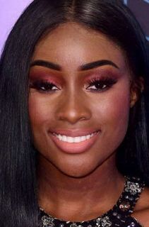 Сандра Ламбек