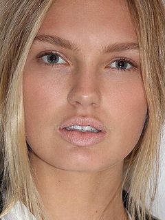 Роми Стрейд