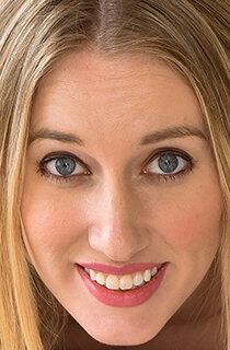 Райли Рейес