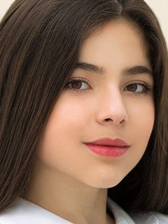 Камила Отарова