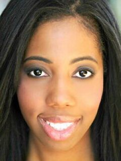 Николь Локли