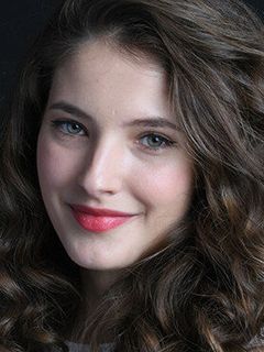 Сара Сандева