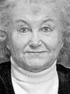 Янина Костричкина