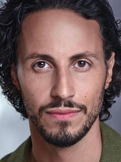 Крис Капелерис