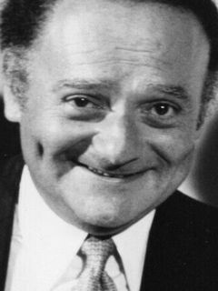 Рене Госинни