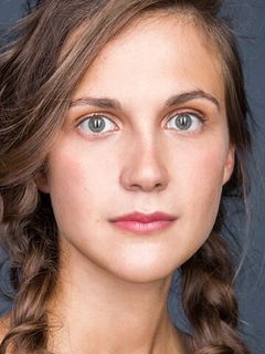 Анна Ефремова