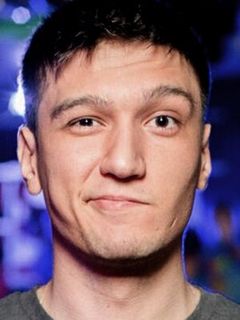 Роман Печеркин