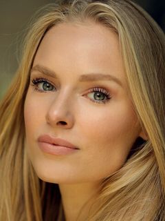 Клементайн Николсон