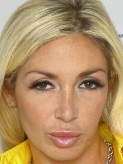 Эвита Поцци