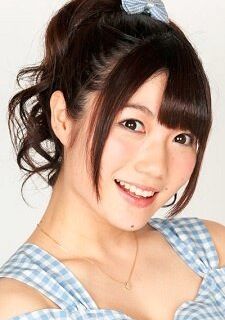 Микако Идзава