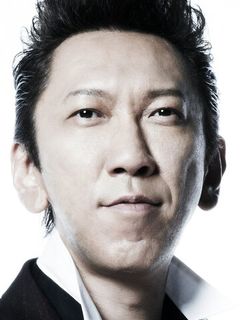 Томоясу Хотэй