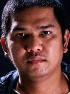 Фаджар Бустоми