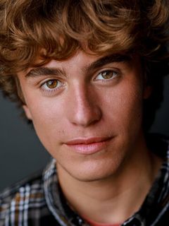 Эйден Артур