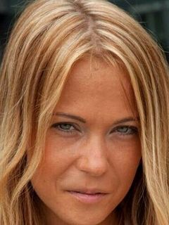 Angela Christin