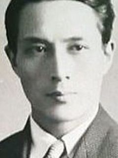 Минору Такада