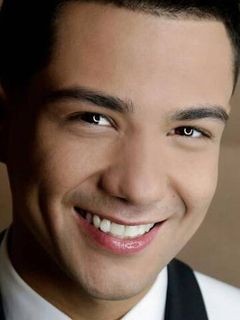 Luis Coronel