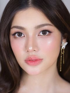 Jane De Leon