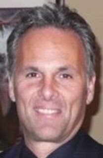 Домоник Парис