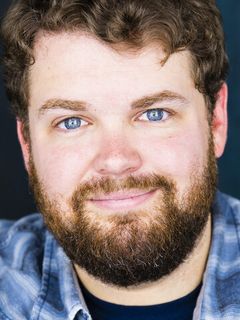 Брайан Халл