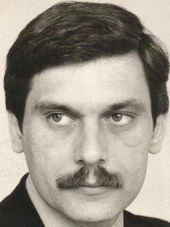 Душан Каруович