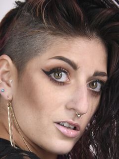 Никки Найтли