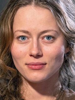 Хенесси Шмидт