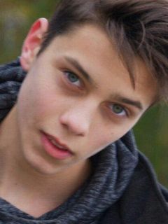 Даниил Каменский