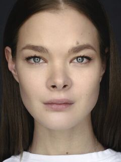 Анна Исаева