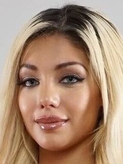 Элизабет Джоли