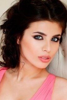 Эльмира Абдразакова
