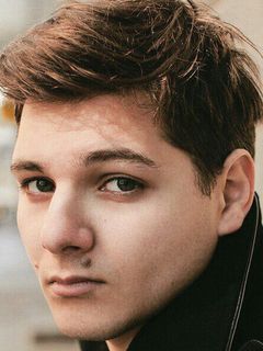 Карен Галстян