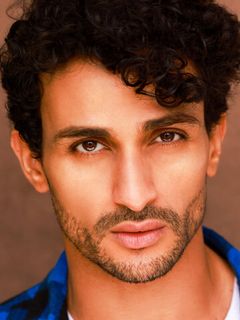 Майкл Бэсси