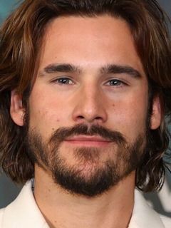 Николас Праттес