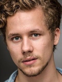 Элиас Палин