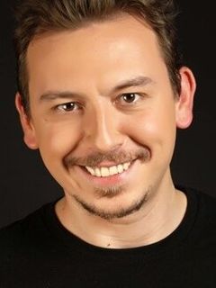 Рагип Гюлен